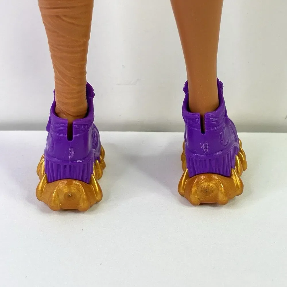 Monster High Clawdeen Wolf Doll G3 Reboot Purple Gold Tennis Shoes